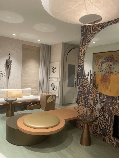 Statement Wall & Shelving